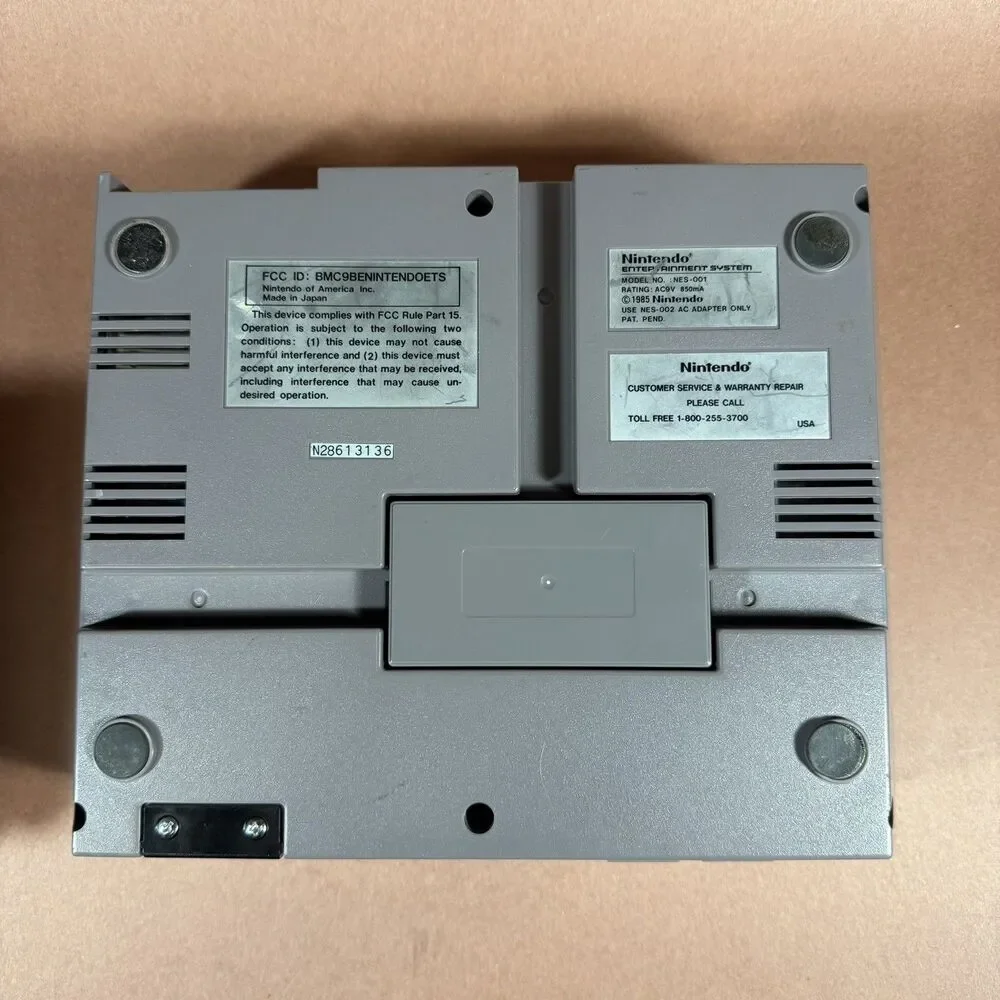 Nintendo Entertainment System NES-001 Console 1985